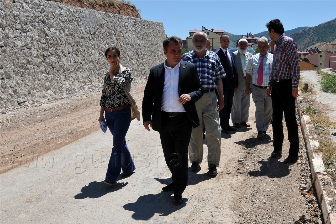 Başkan Çimen, Örnek Mahalle projesini inceledi 5