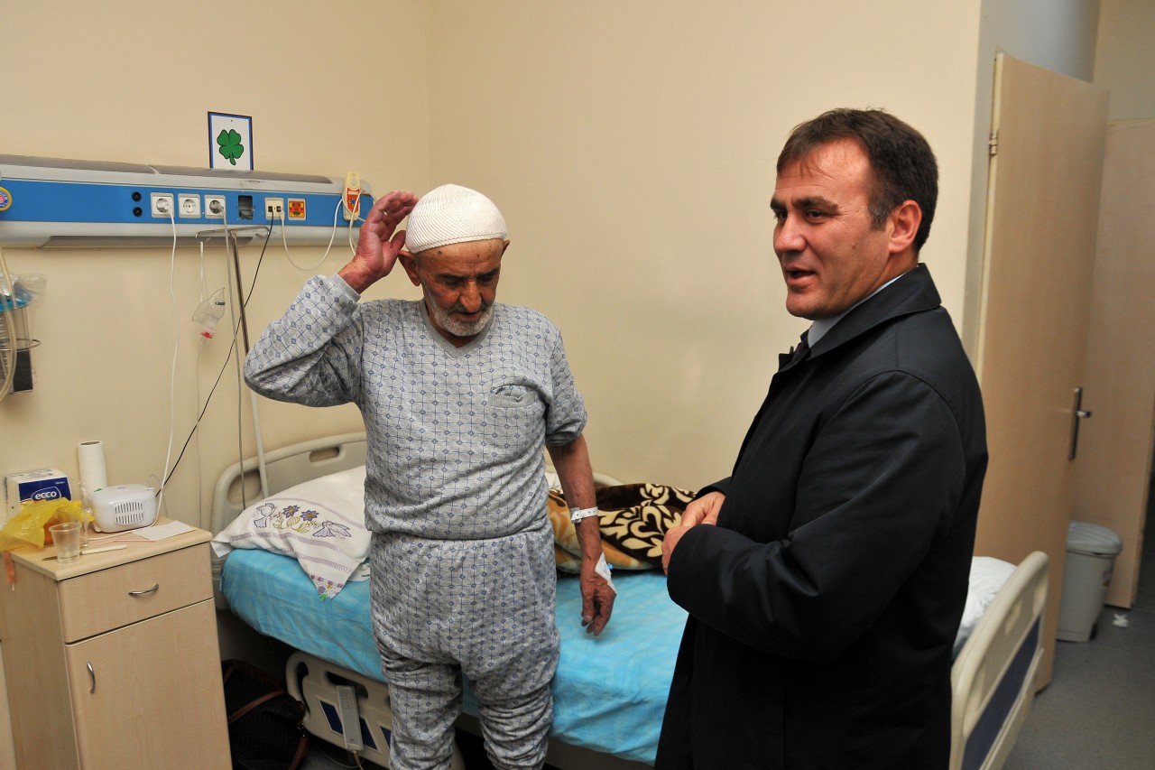 Başkan Çimen’den hasta ziyaretleri 1