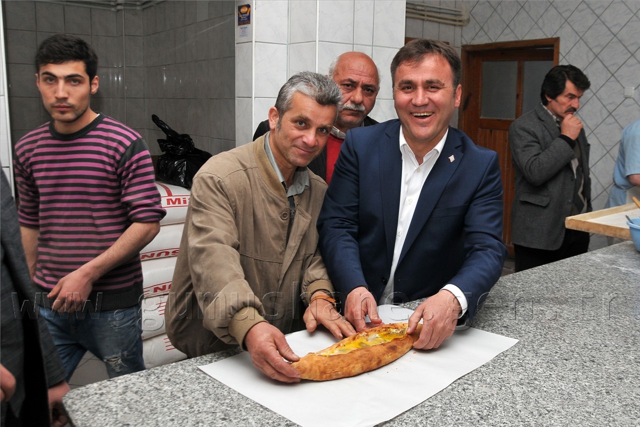 Başkan Çimen, pazaryerini gezdi 3