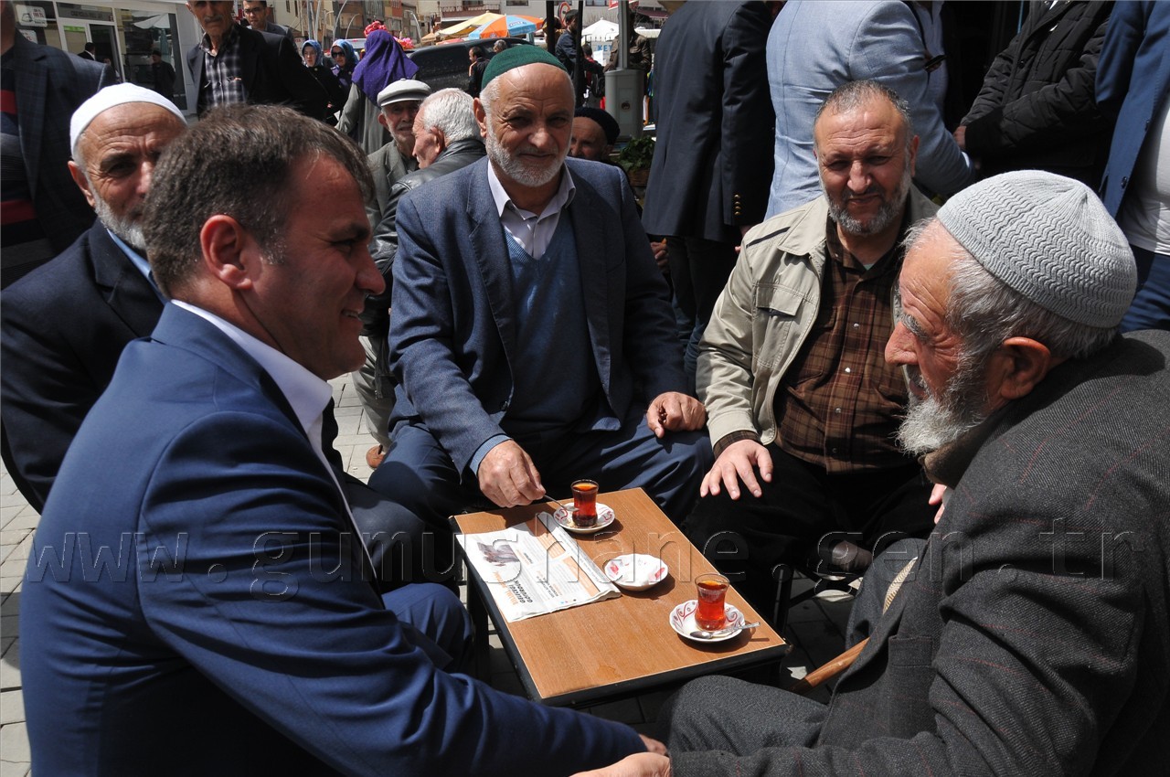 Başkan Çimen, pazaryerini gezdi 5