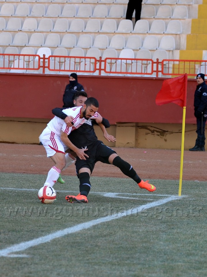 Gümüş, son dakikada yıkıldı: 1-1 4