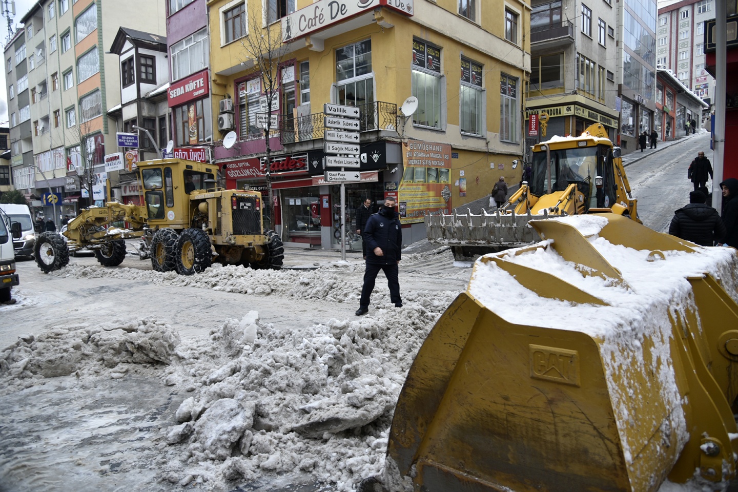 Gümüşhane Belediyesinin karla mücadele çalışmaları 5