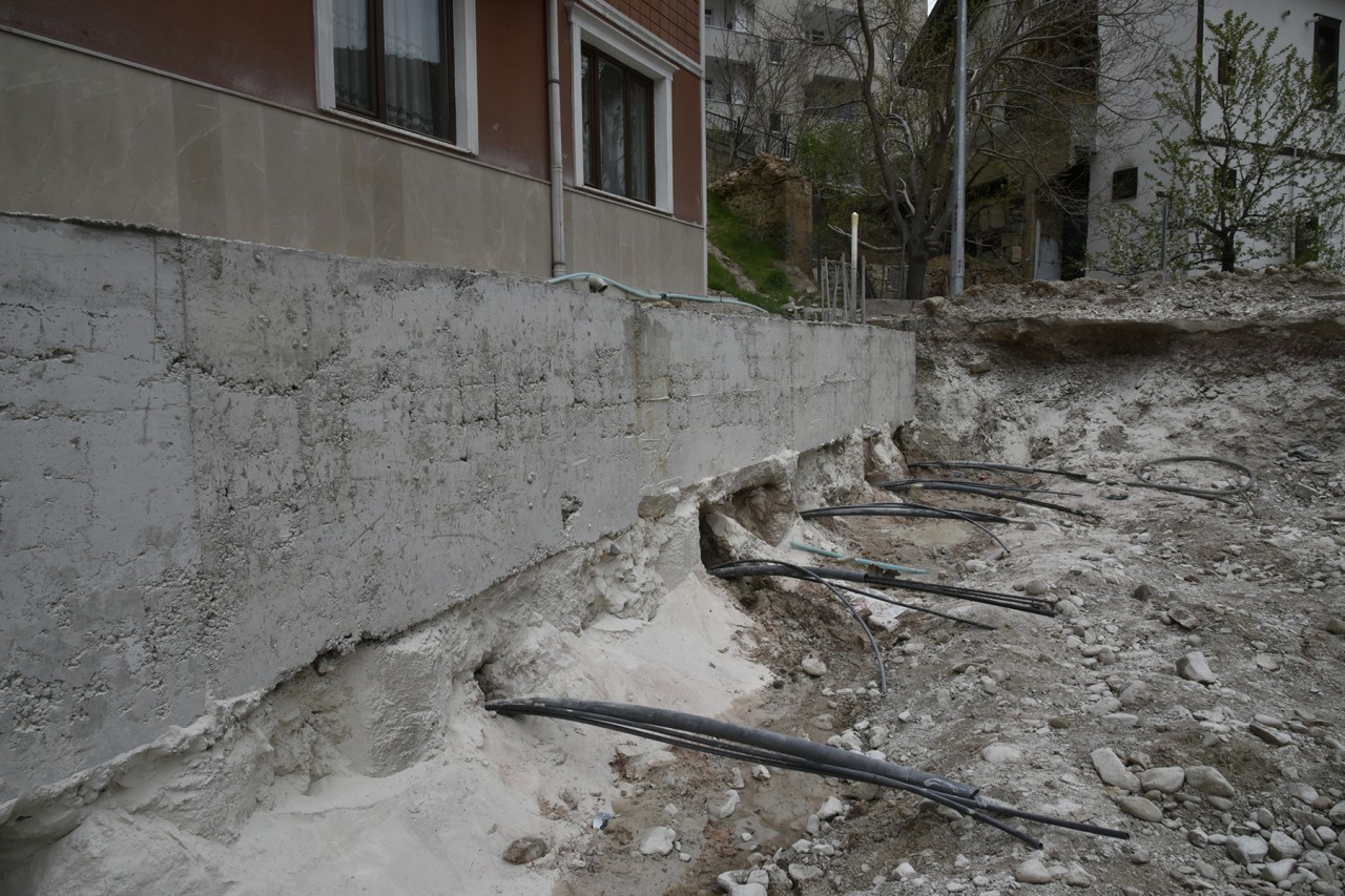 Modern pazaryerine ankraj uygulanıyor 5