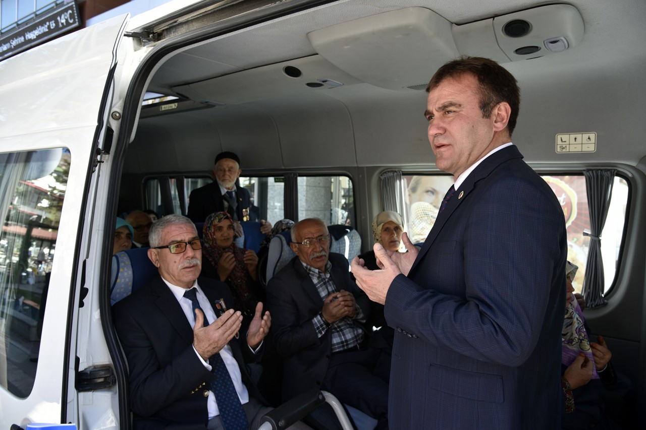 Gümüşhane Belediyesinden şehit yakınları ve gazilere Çanakkale gezisi 3