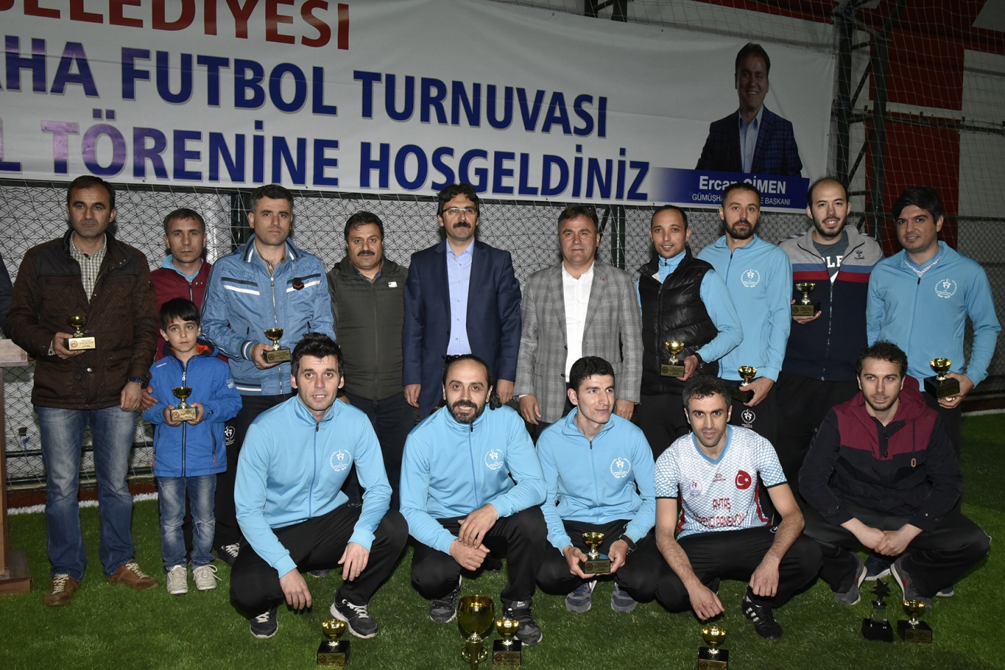 Kurumlararası halı saha turnuvası sona erdi 6