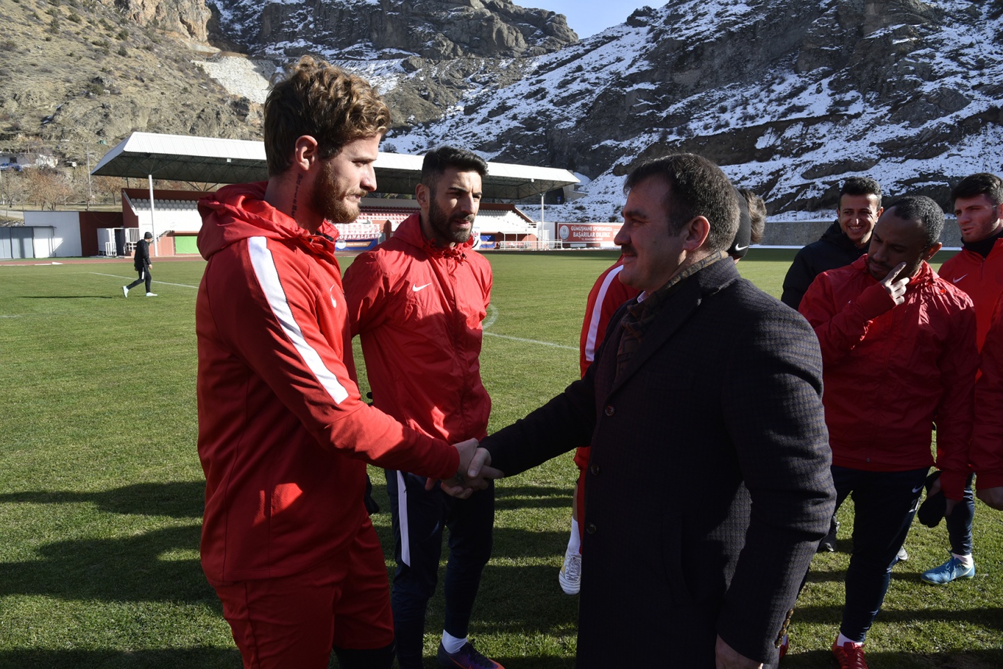 Başkan Çimen, Gümüşhanespor'un antrenmanını ziyaret etti 3