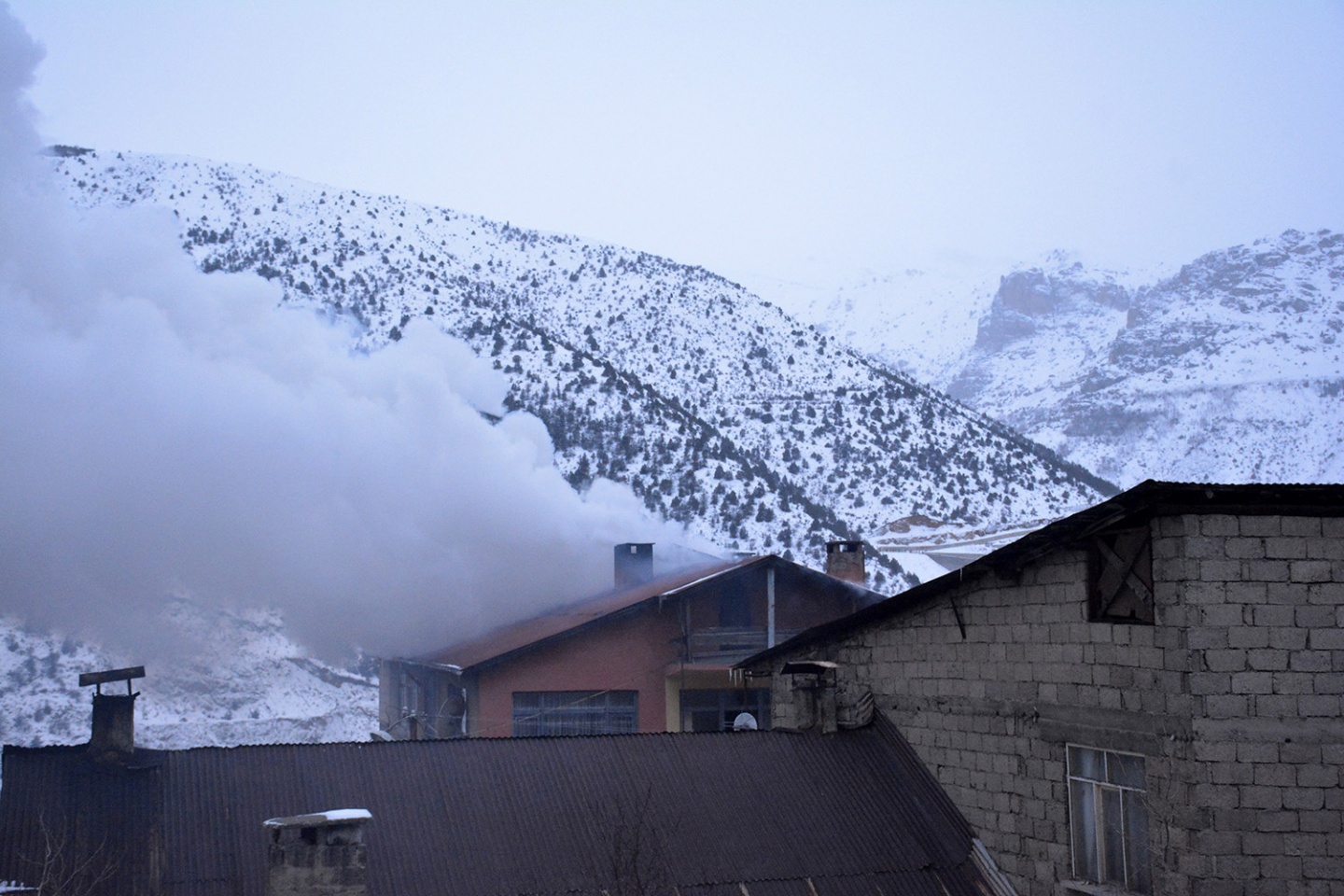 Gümüşhane’de korkutan yangın 2