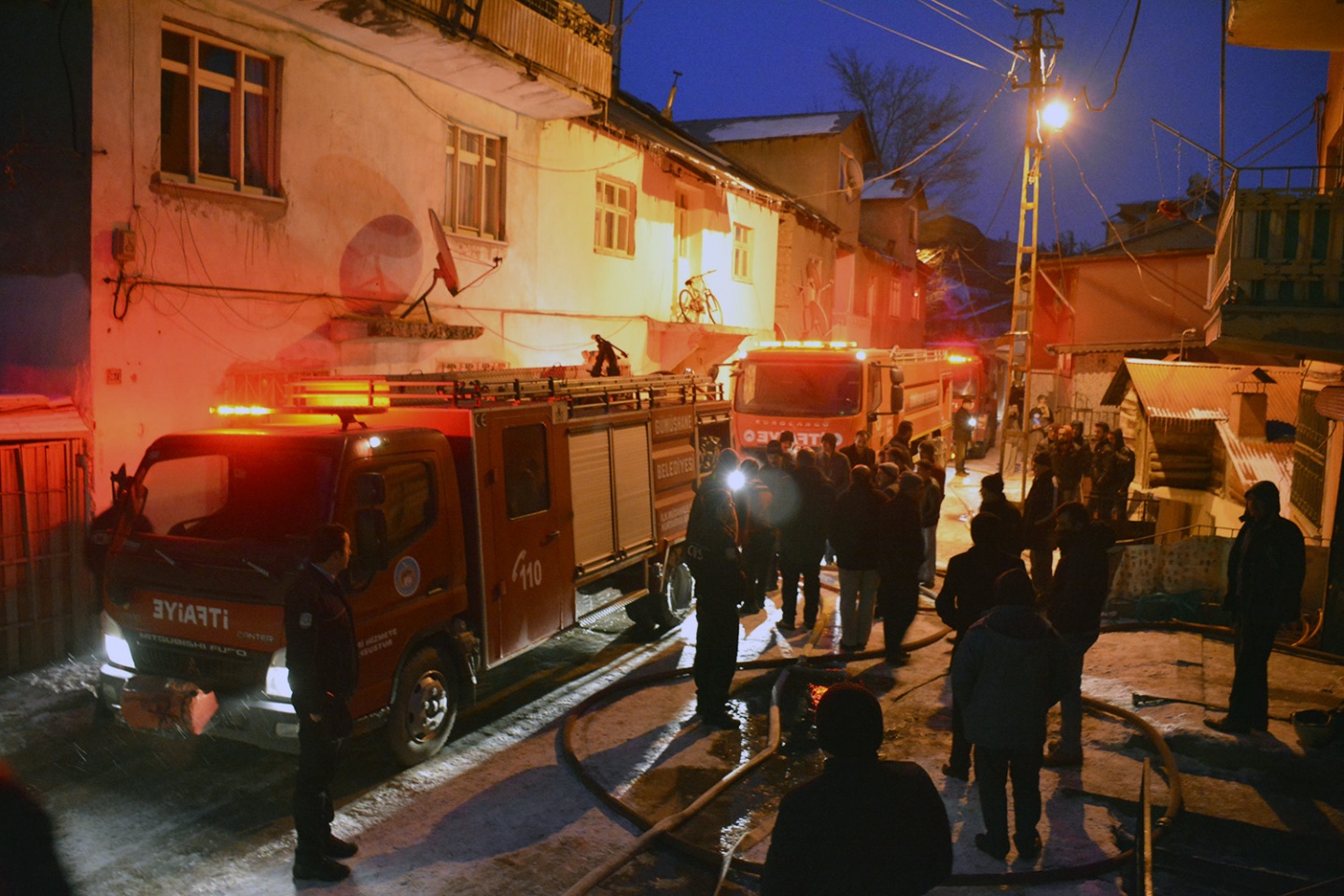 Gümüşhane’de korkutan yangın 4