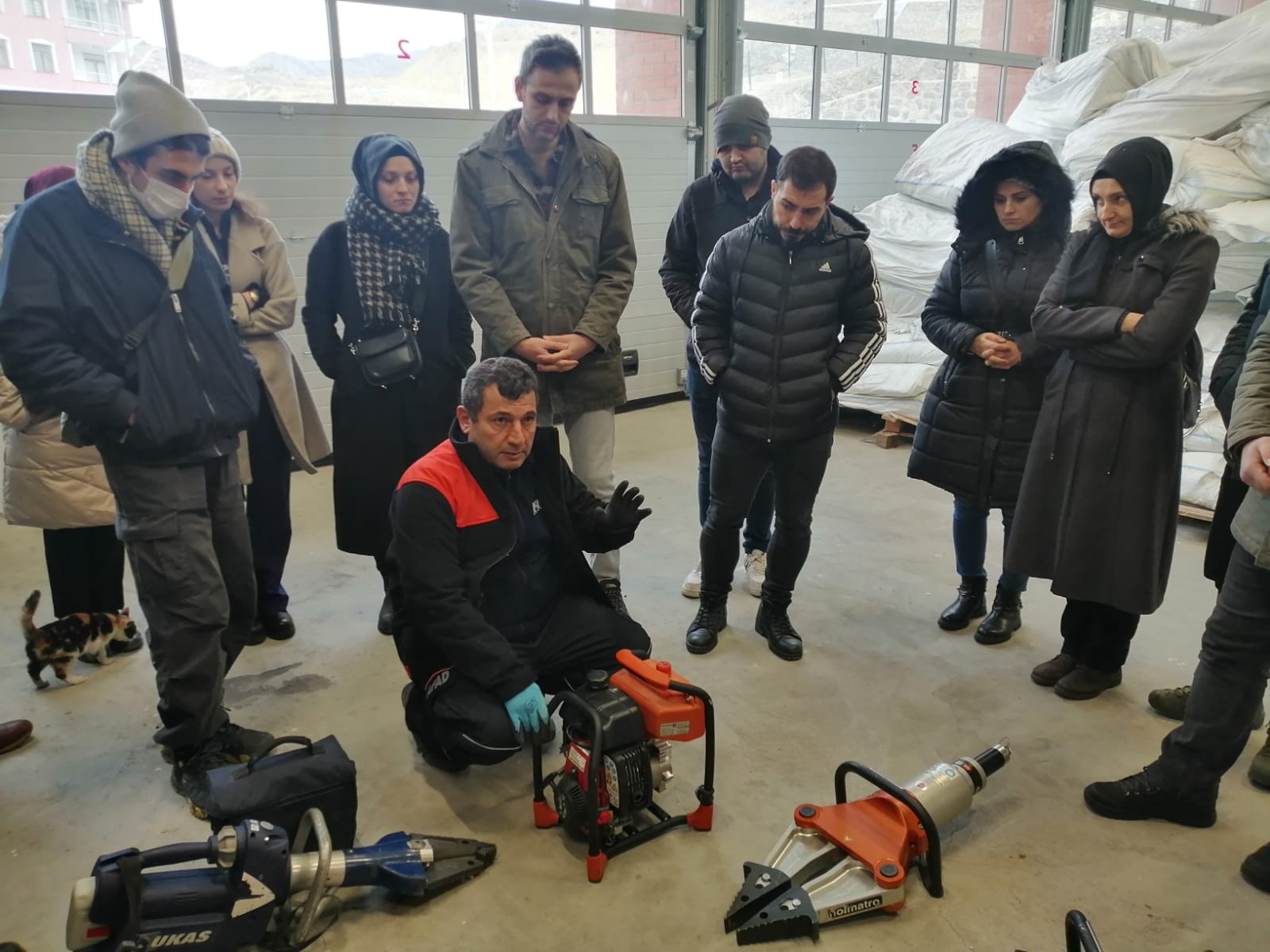 Gönüllü eğitimcilere hafif arama kurtarma eğitimi verildi 5