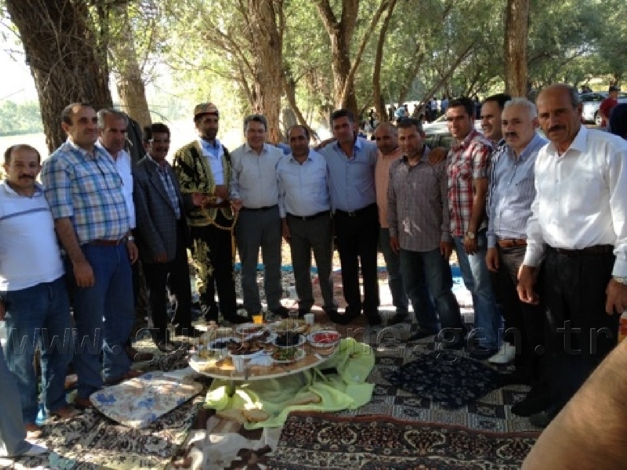 Üstün, Bayramı da Yoğun Geçirdi 1