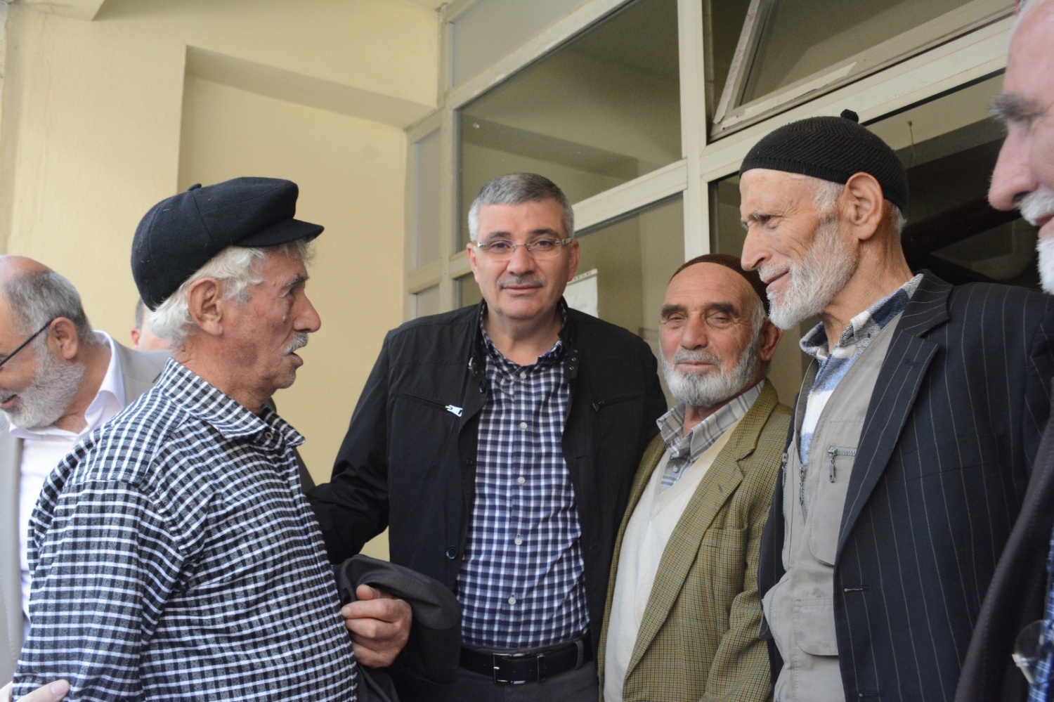 Vekiller Torul’a çıkarma yaptı 11