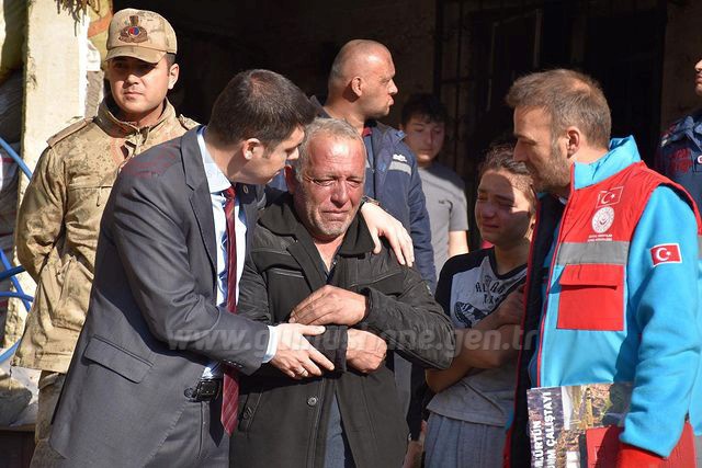 Çakmakla oynayan çocuğun çıkardığı yangın evi kullanılmaz hale getirdi 9