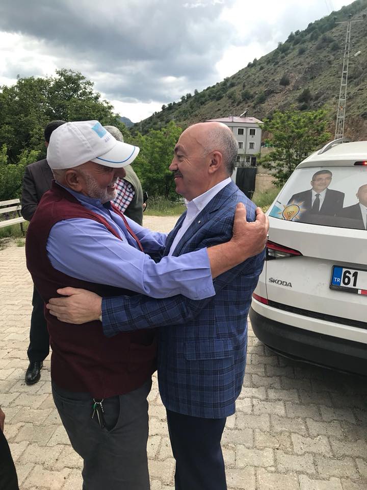 AK Parti köylere çıkarma yaptı 3