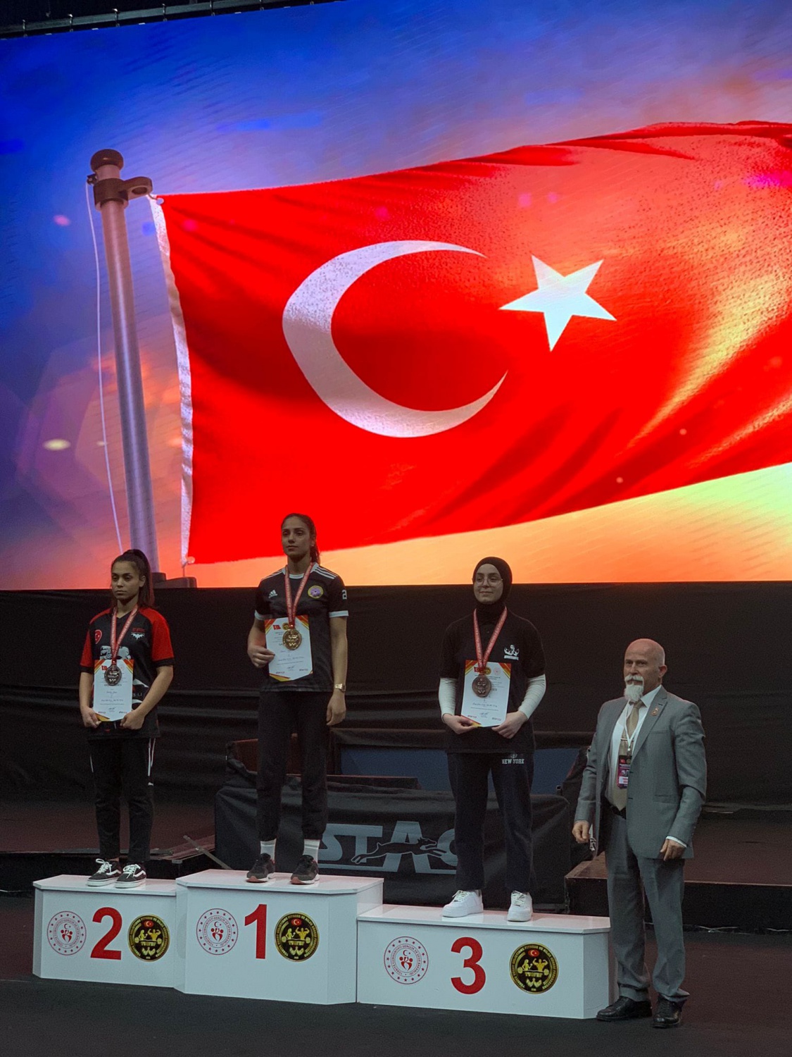 Bilek Güreşinde 30 madalya birden 6