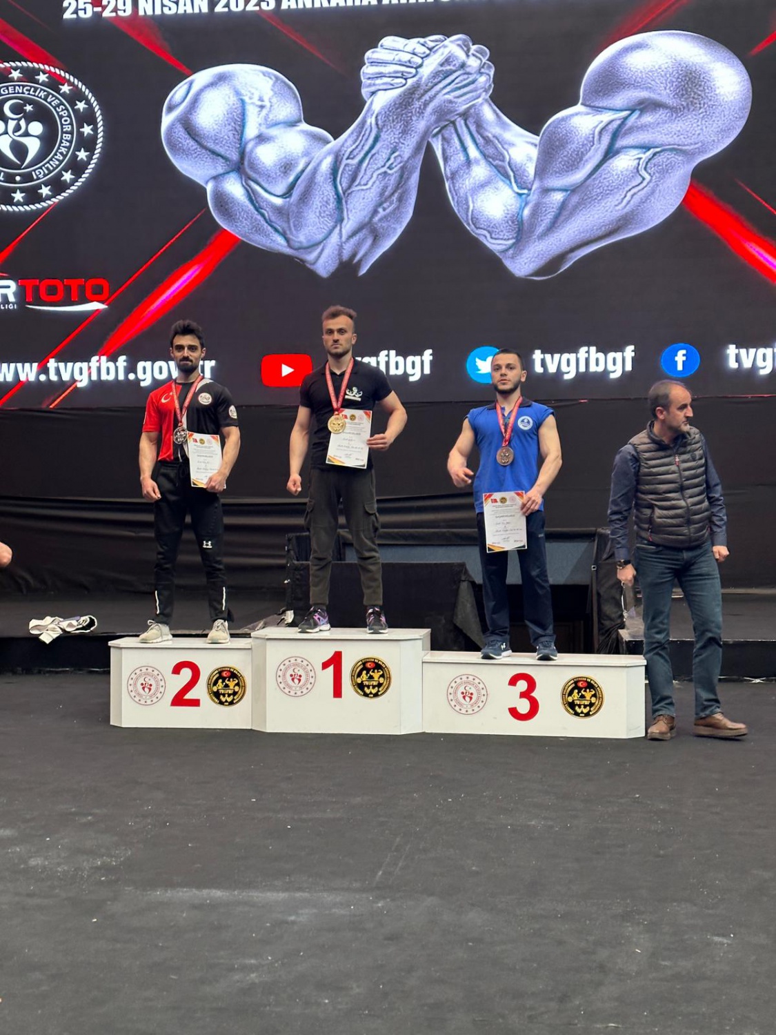 Bilek Güreşinde 30 madalya birden 5