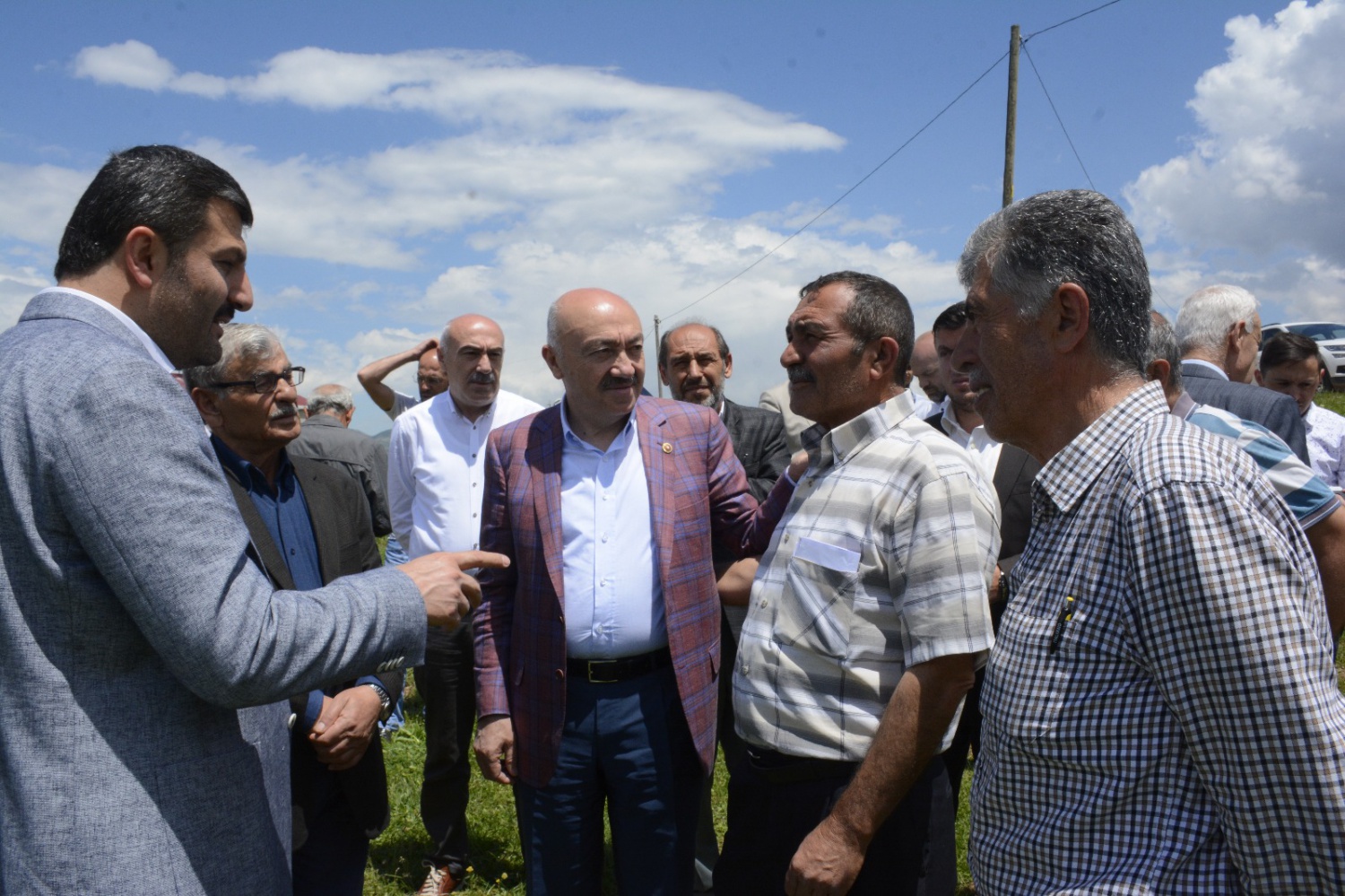 Akgül hız kesmiyor 4