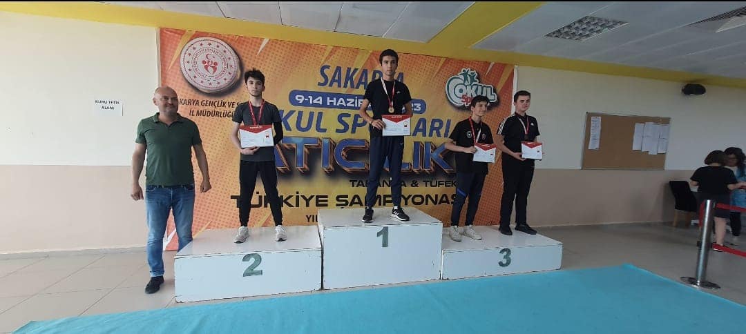 AFK öğrencileri atıcılıkta Türkiye şampiyonu oldu 1