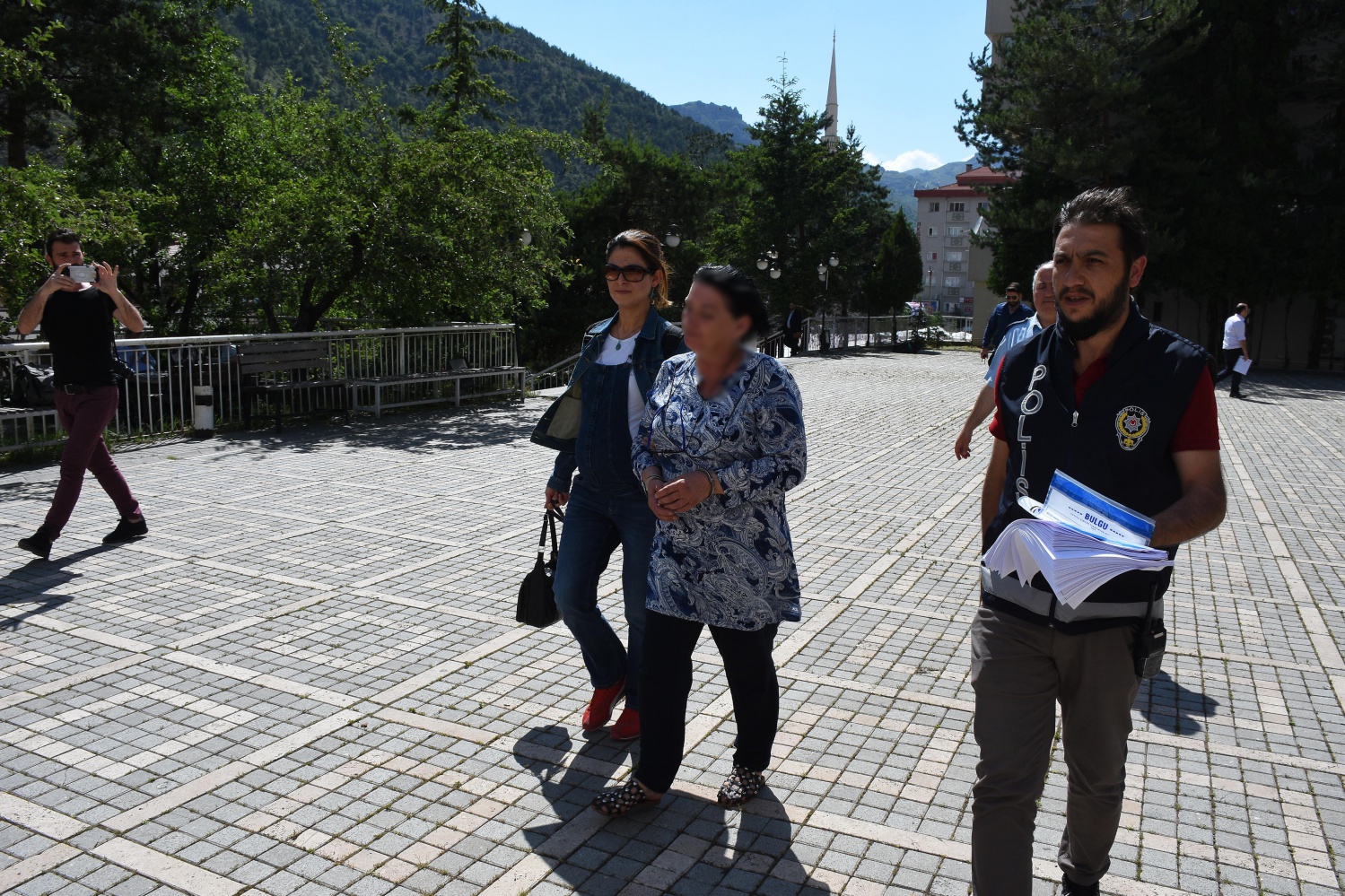 9 ilde dolandırdılar Gümüşhane’de fark edildiler, Rize'de yakalandılar 1