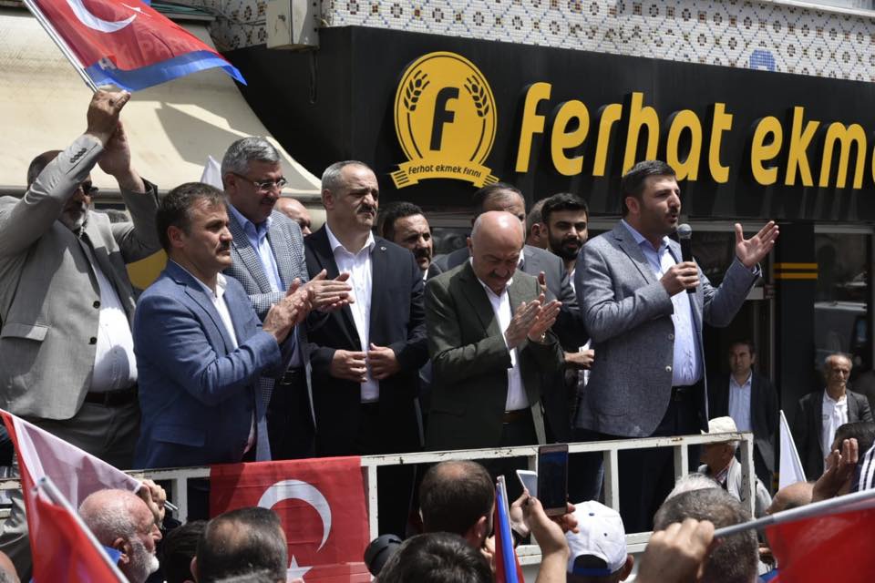 AK Parti Torul’da gövde gösterisi yaptı 1