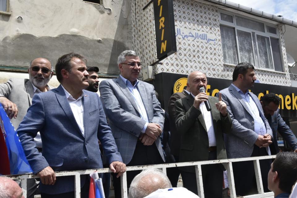 AK Parti Torul’da gövde gösterisi yaptı 4