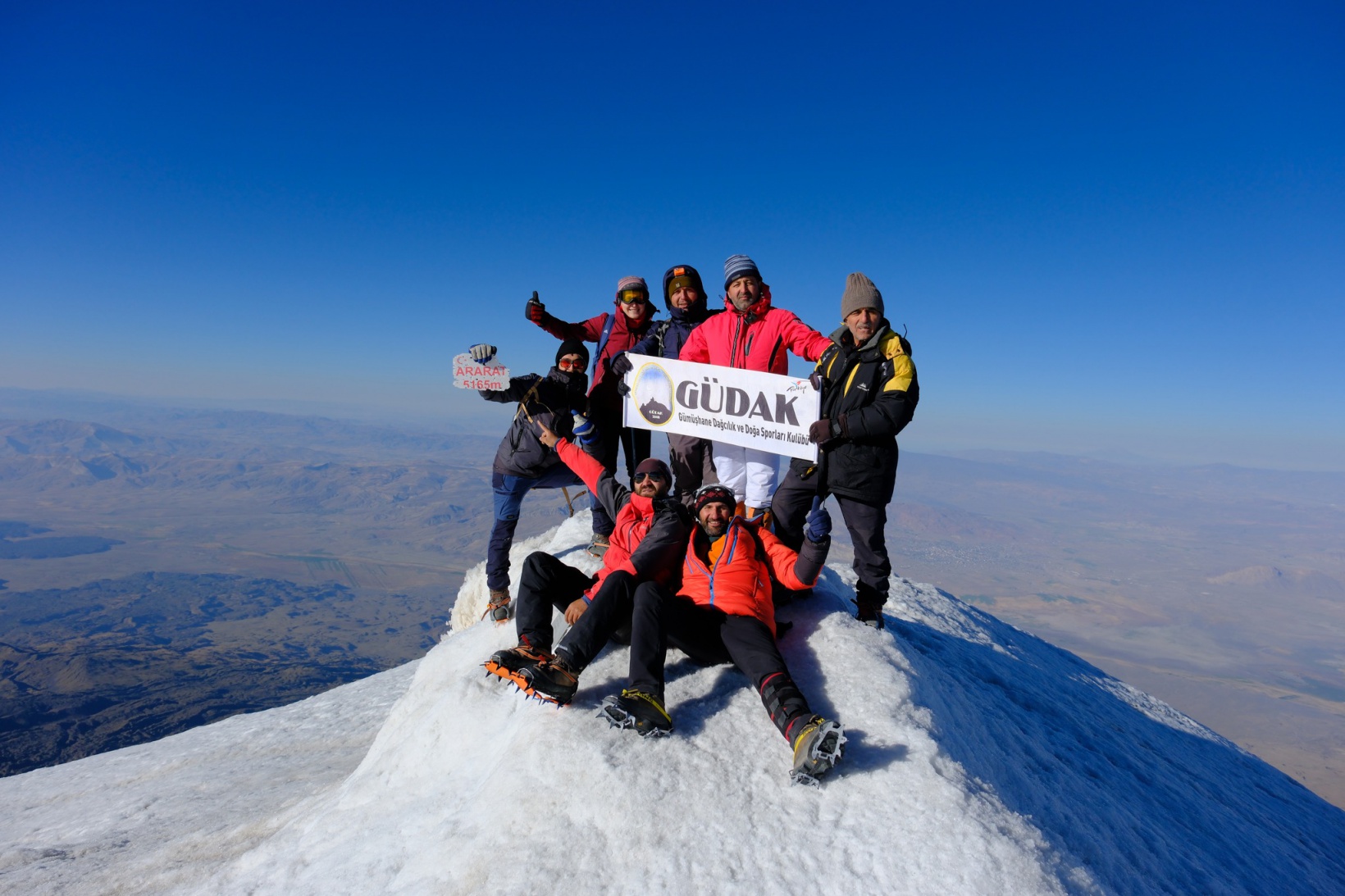 11.kez Türkiye’nin zirvesindeler 13