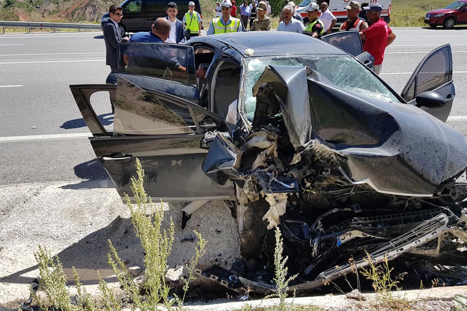 Pöske dağında trafik kazası: 1 ölü 3