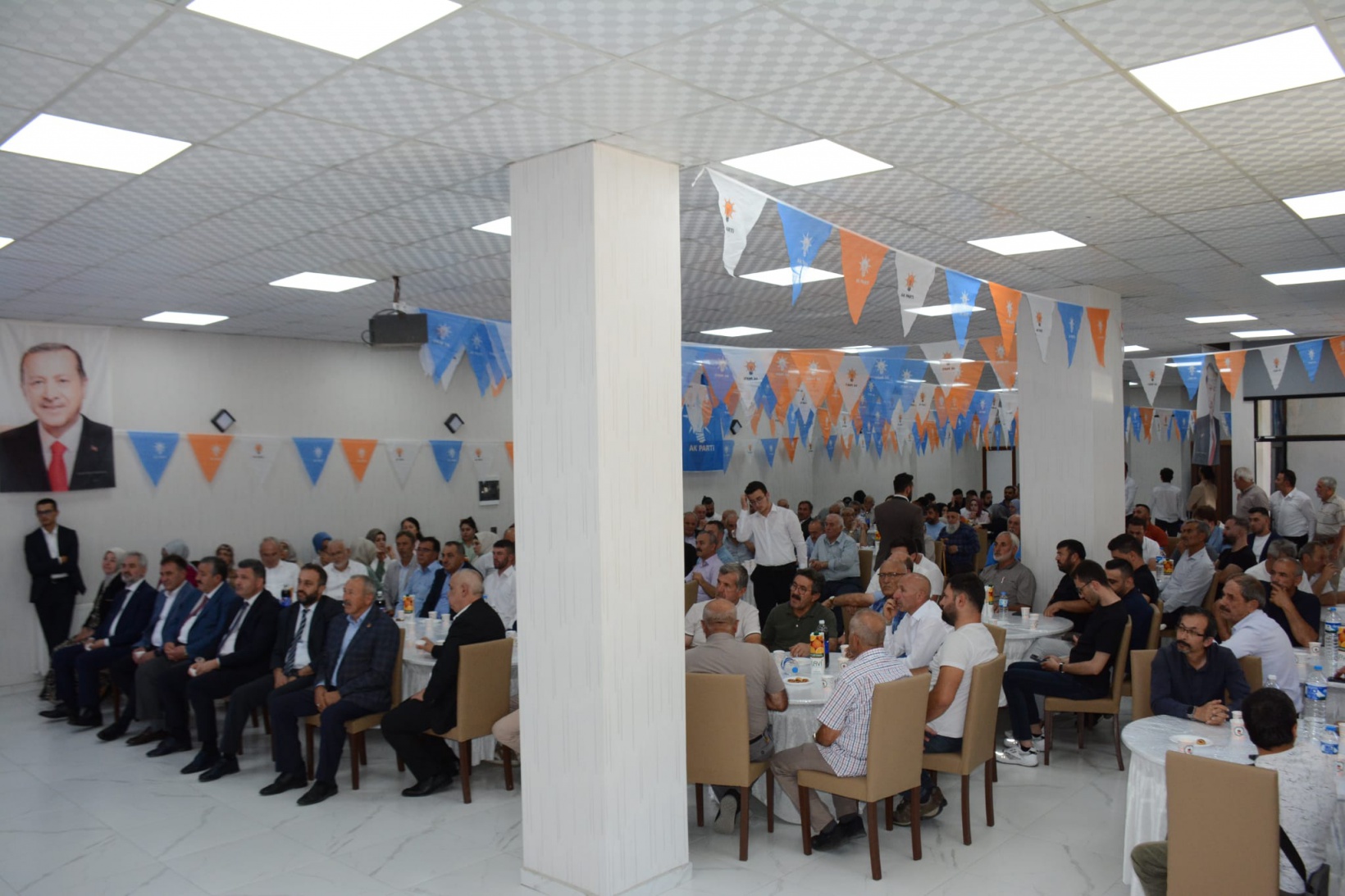 AK Parti 23 yaşında 9