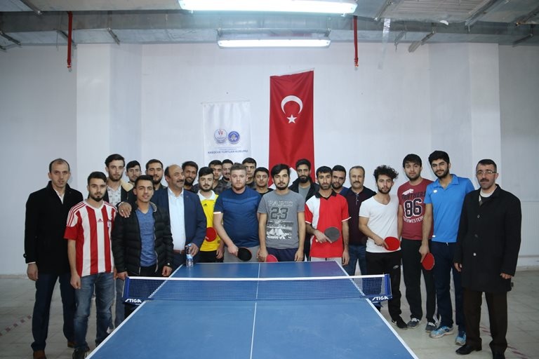 Üniversiteli gençler spora doyuyor 4