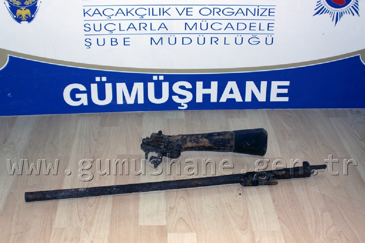 Gümüşhane Emniyetinden Uyuşturucu, Sigara Ve Silah Operasyonu 3