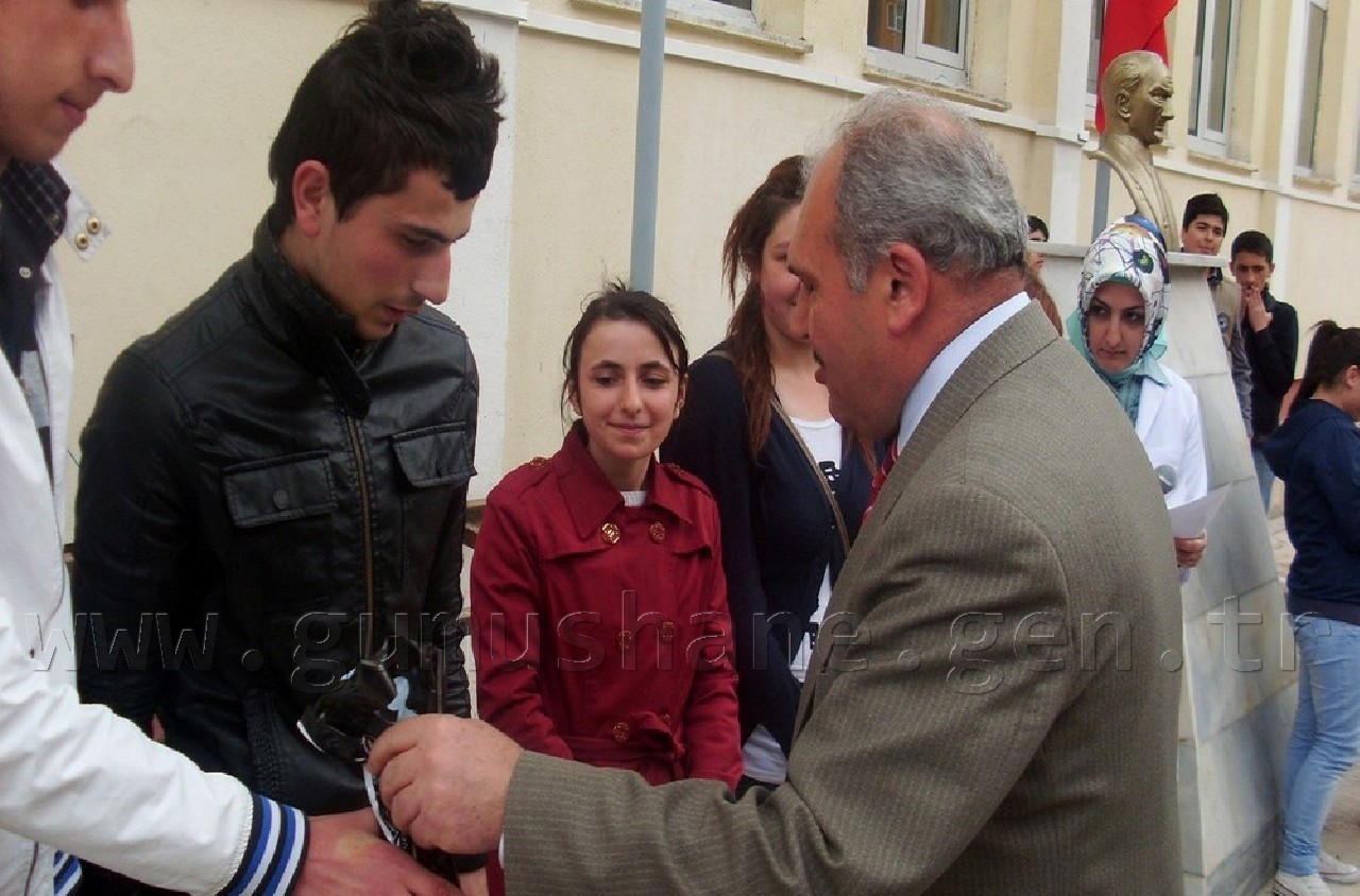 Barajı Geçene Saat 3