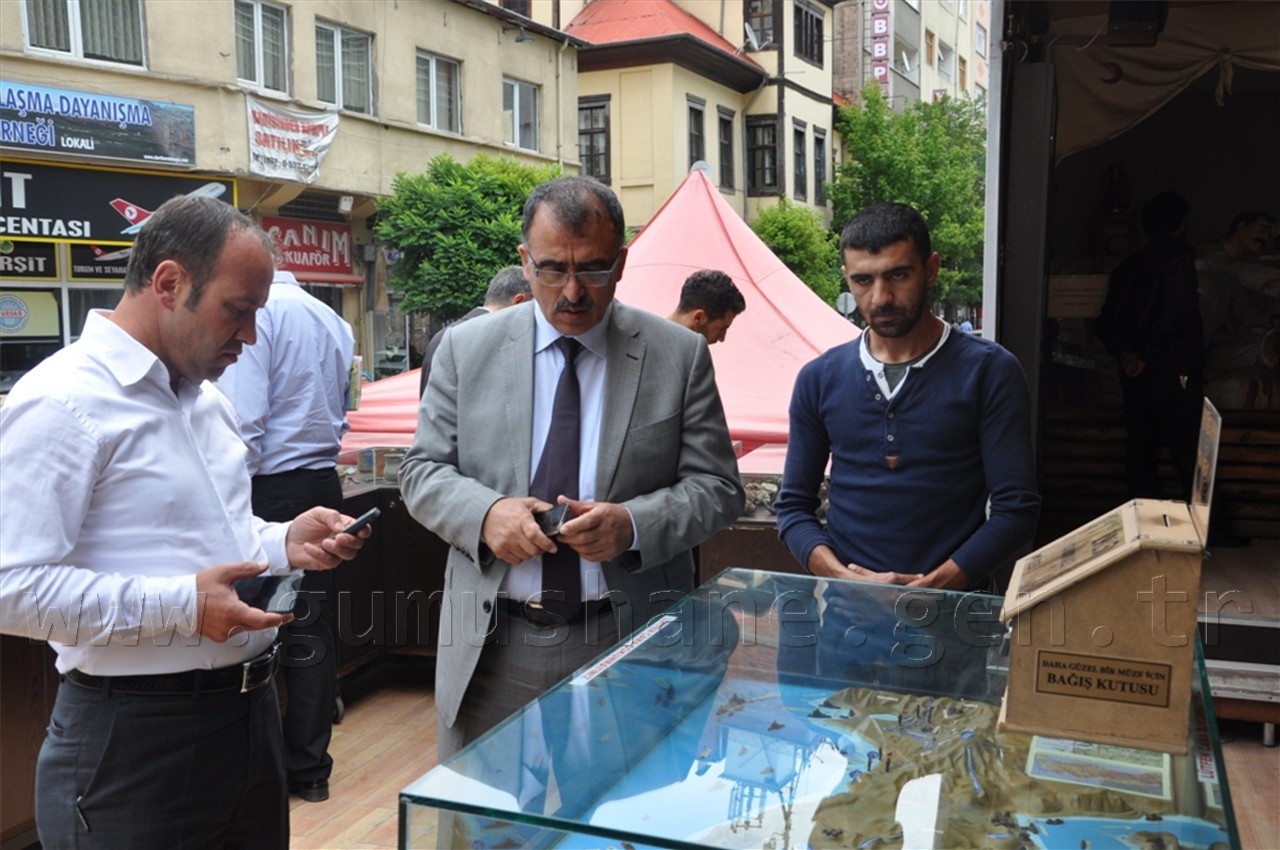 Çanakkale Tırı Belediyenin Katkılarıyla Gümüşhane'de 4