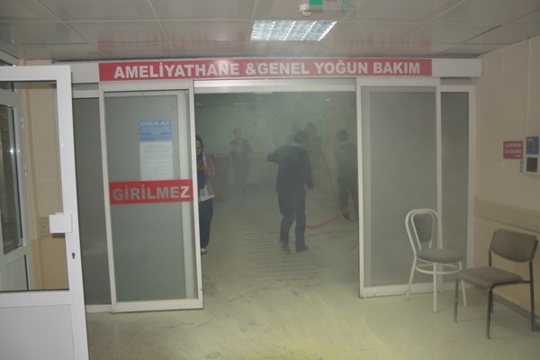 Gümüşhane Devlet Hastanesinde Gerçeği Aratmayan Yangın Tatbikatı 1