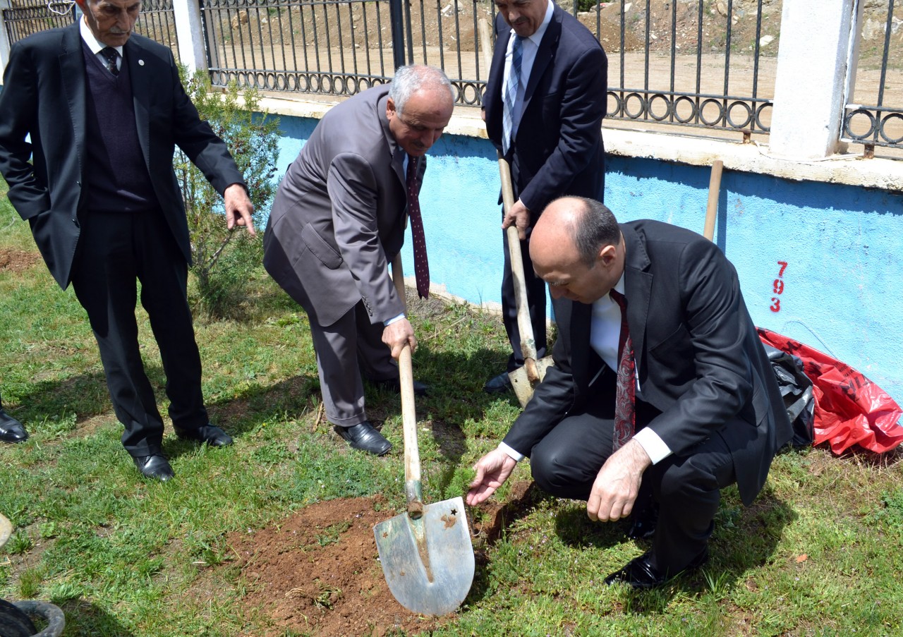 Geleceğin bilim adamlarından TUBİTAK Bilim Fuarı 10