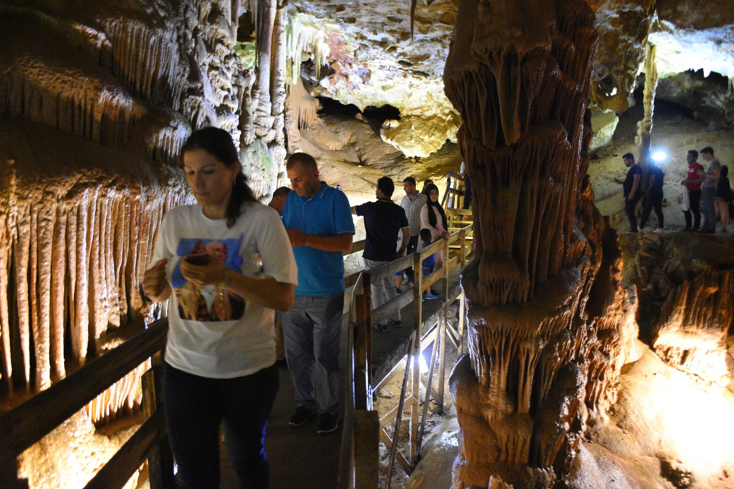 Karaca Mağarası bayram tatilinde doldu taştı 3