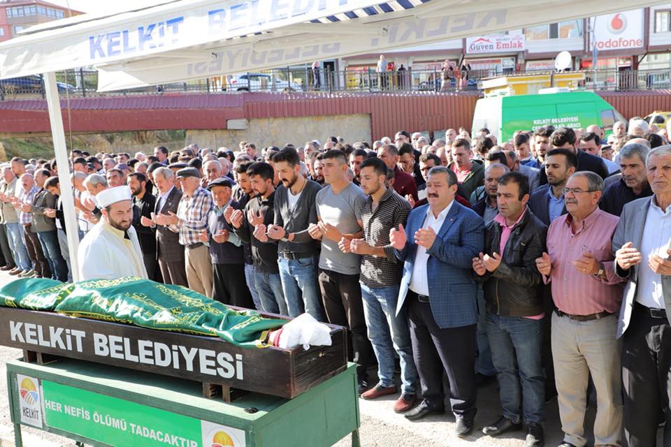 Kelkit’te otomobille motosiklet çarpıştı: 1 ölü, 1 yaralı 3