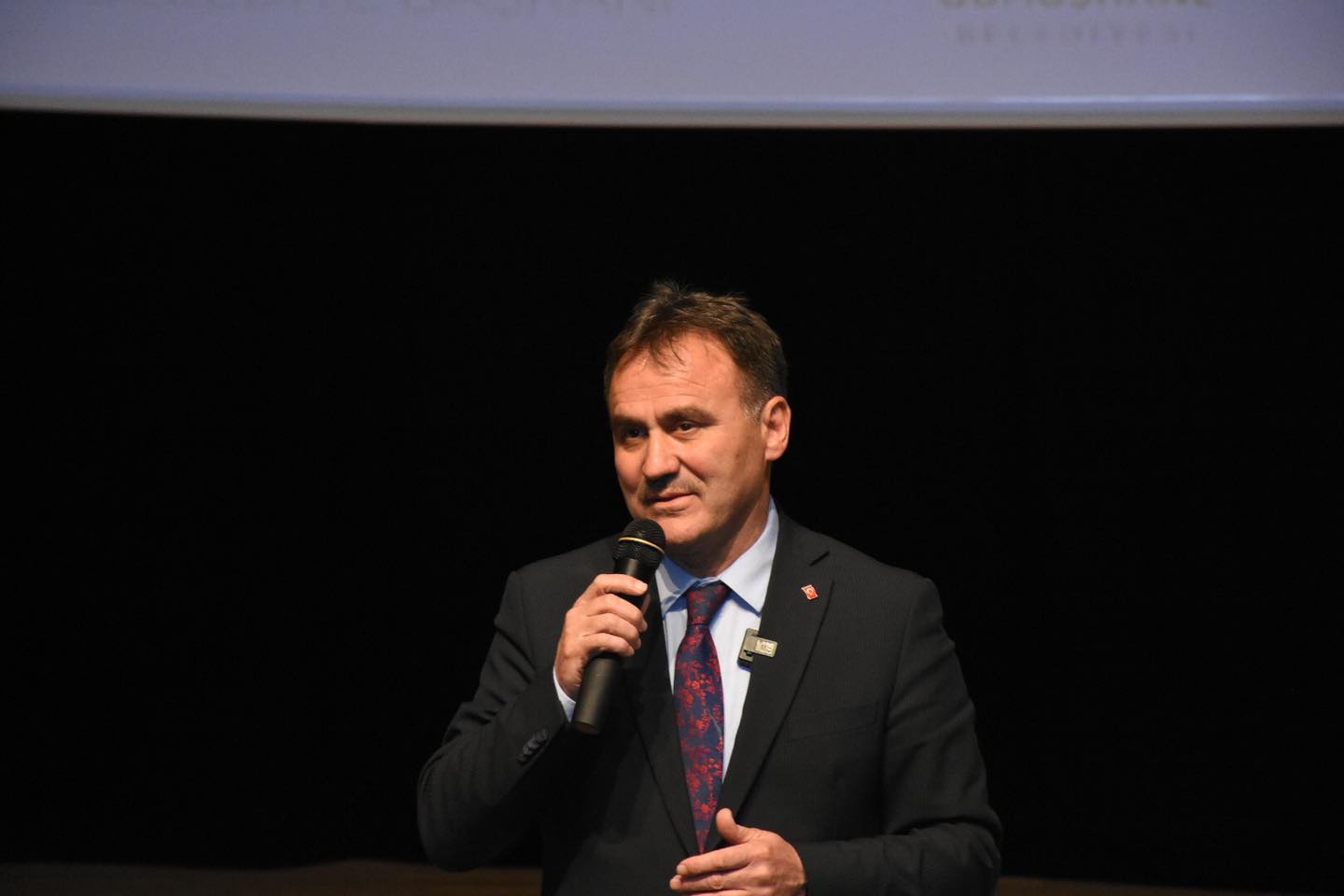 Serdar Tuncer’den Gümüşhane’de “Aşık olan neylesin” söyleşisi 1