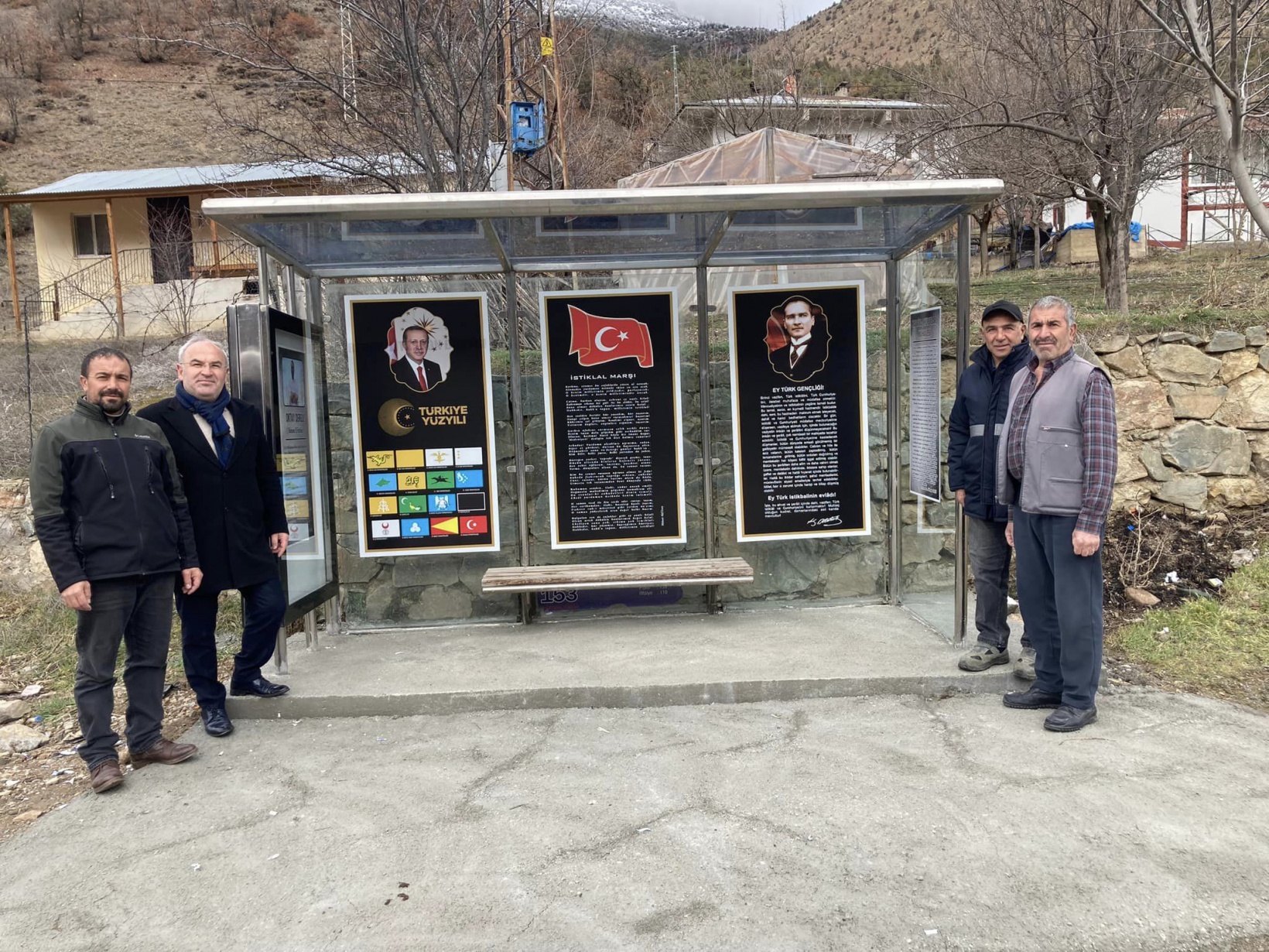 Dereli’nin adını durakta yaşatıyorlar 7