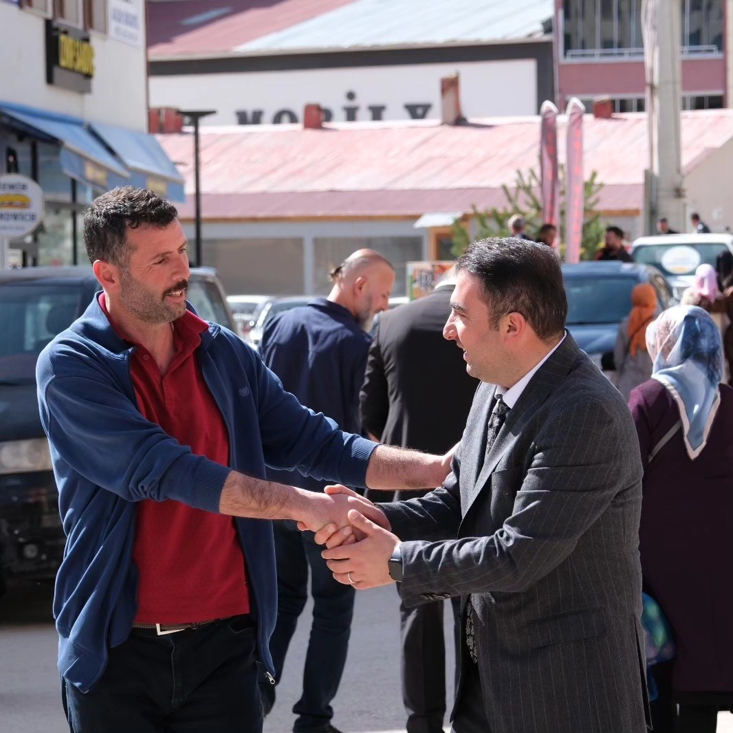 En genç Belediye Başkanı Abdulbaki Kara hızlı başladı 2