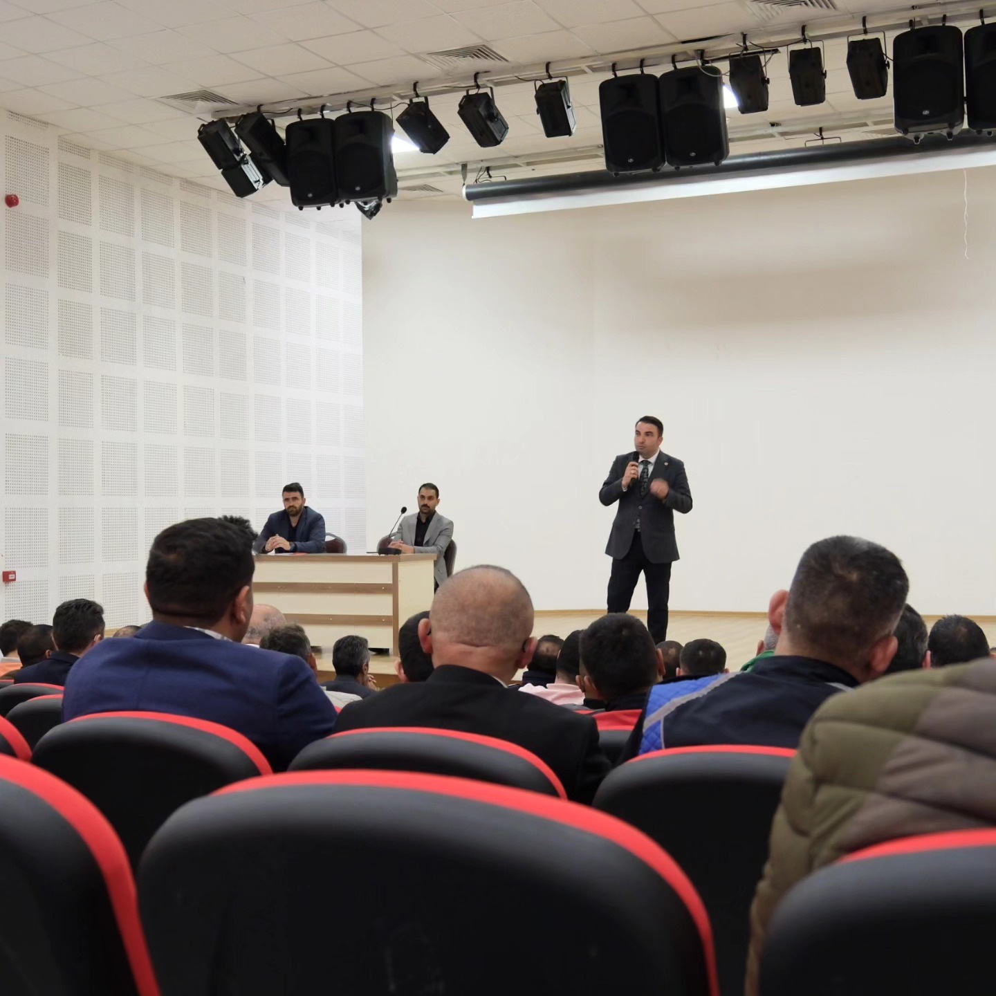 En genç Belediye Başkanı Abdulbaki Kara hızlı başladı 6