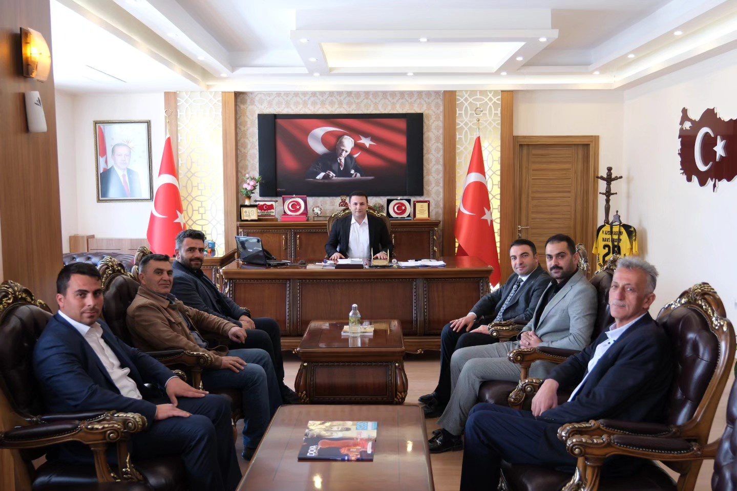 En genç Belediye Başkanı Abdulbaki Kara hızlı başladı 9