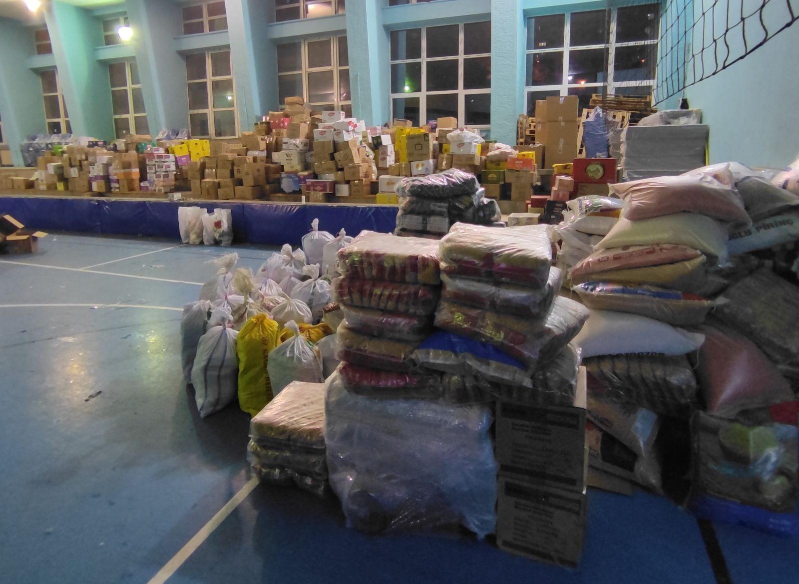 Memur-Sen ve Eğitim Bir-Sen’in yardım tırı yola çıktı 3