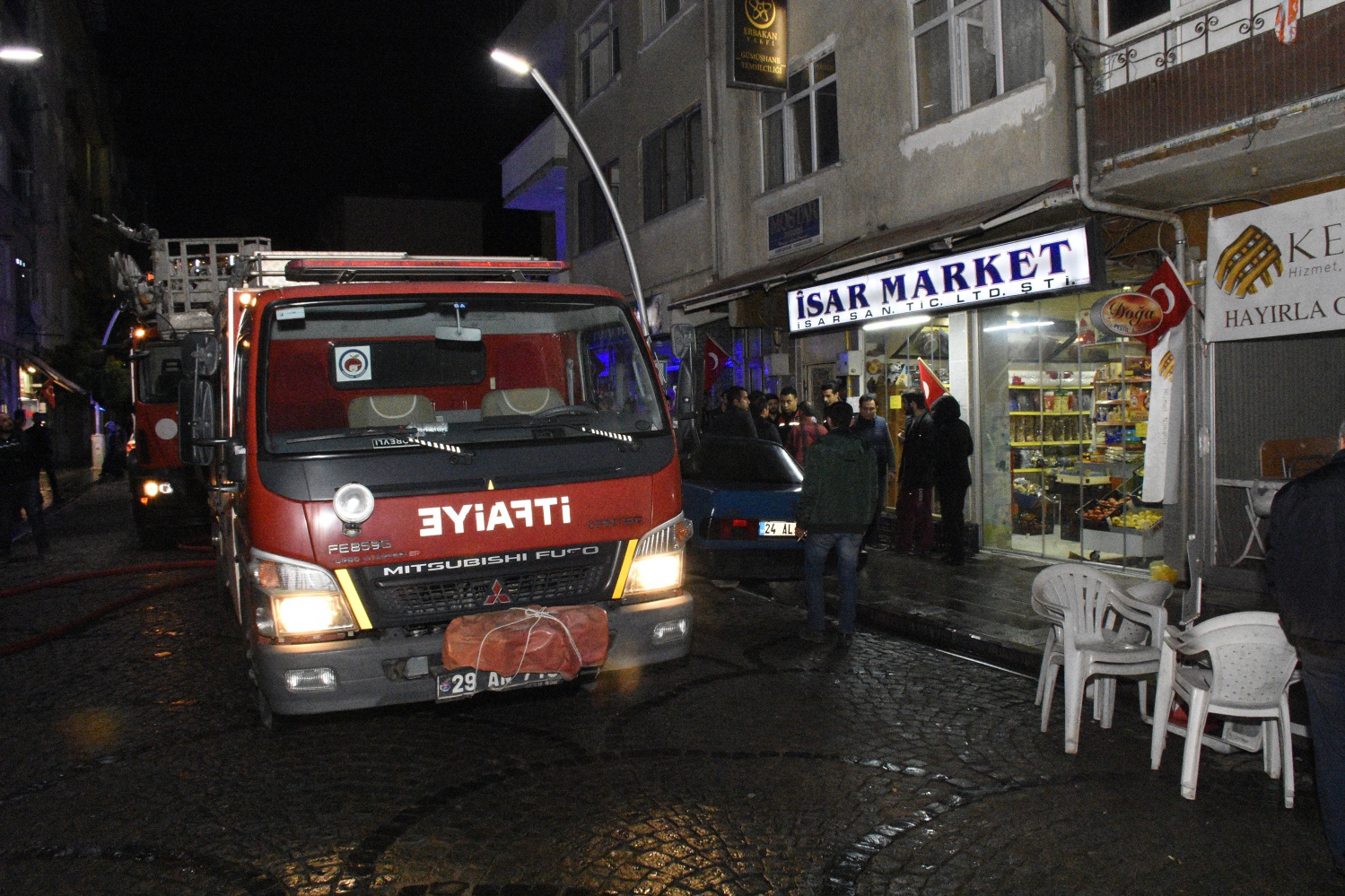Gümüşhane’de bodrum katında yangın 6
