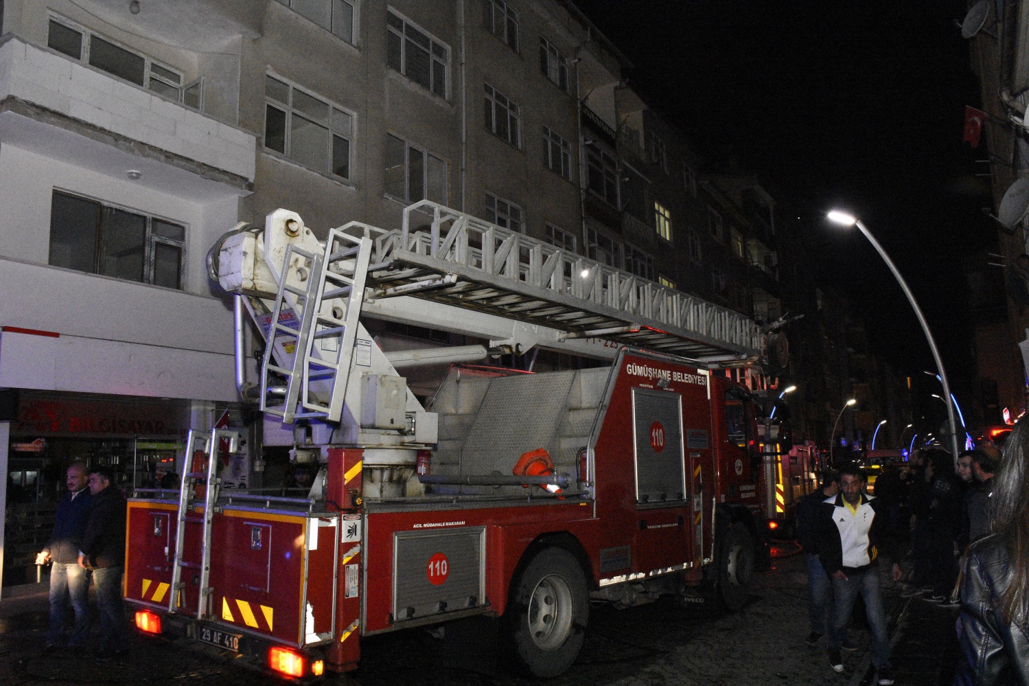 Gümüşhane’de bodrum katında yangın 3