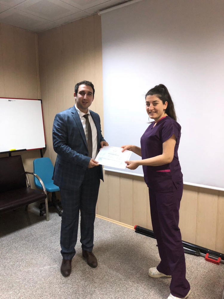 Sağlık personeline işaret dili eğitimi verildi 14