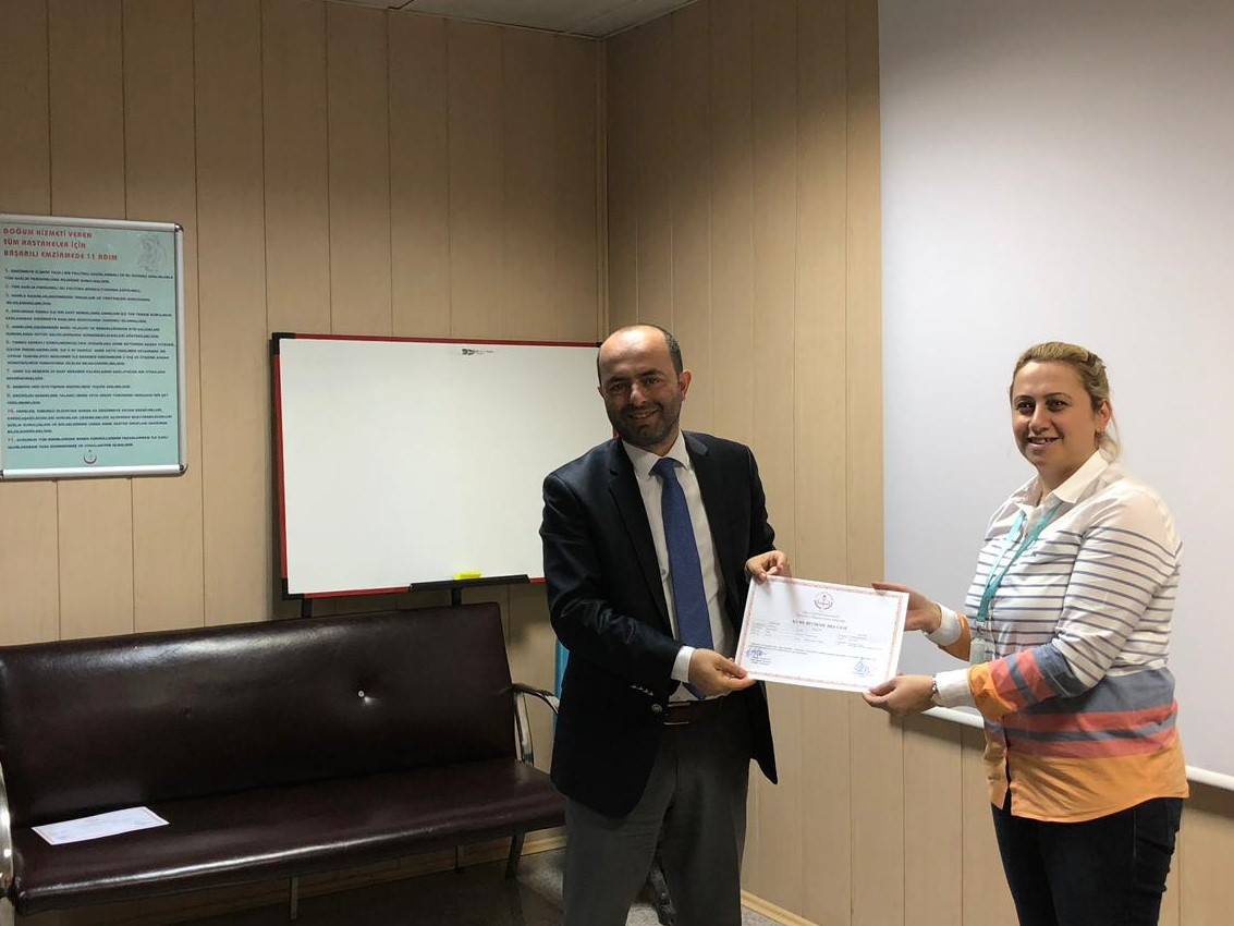 Sağlık personeline işaret dili eğitimi verildi 20