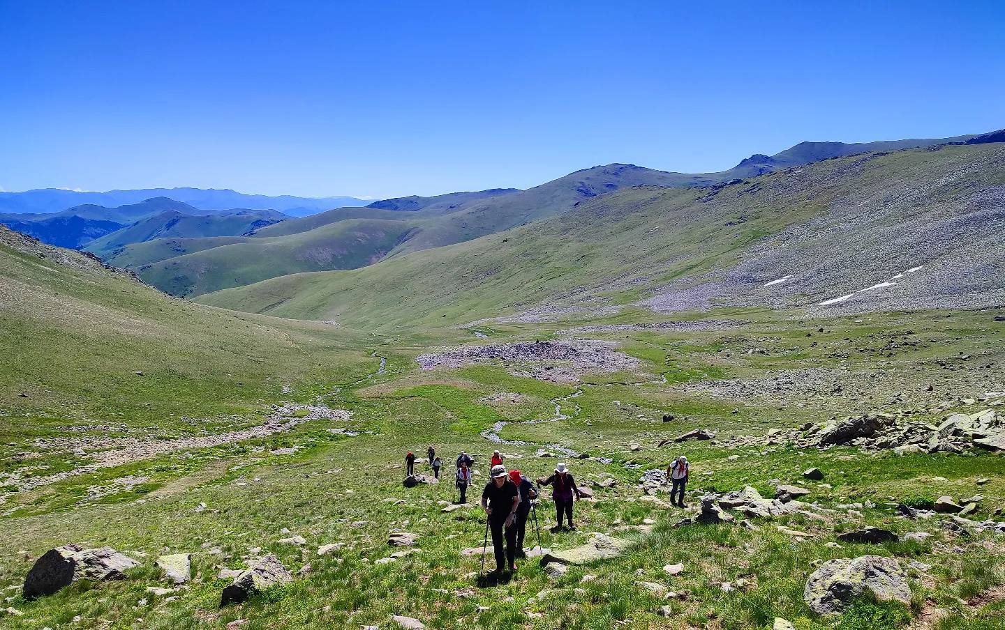 Gümüşhane gezginlerin dikkatini çekmeye devam ediyor 25