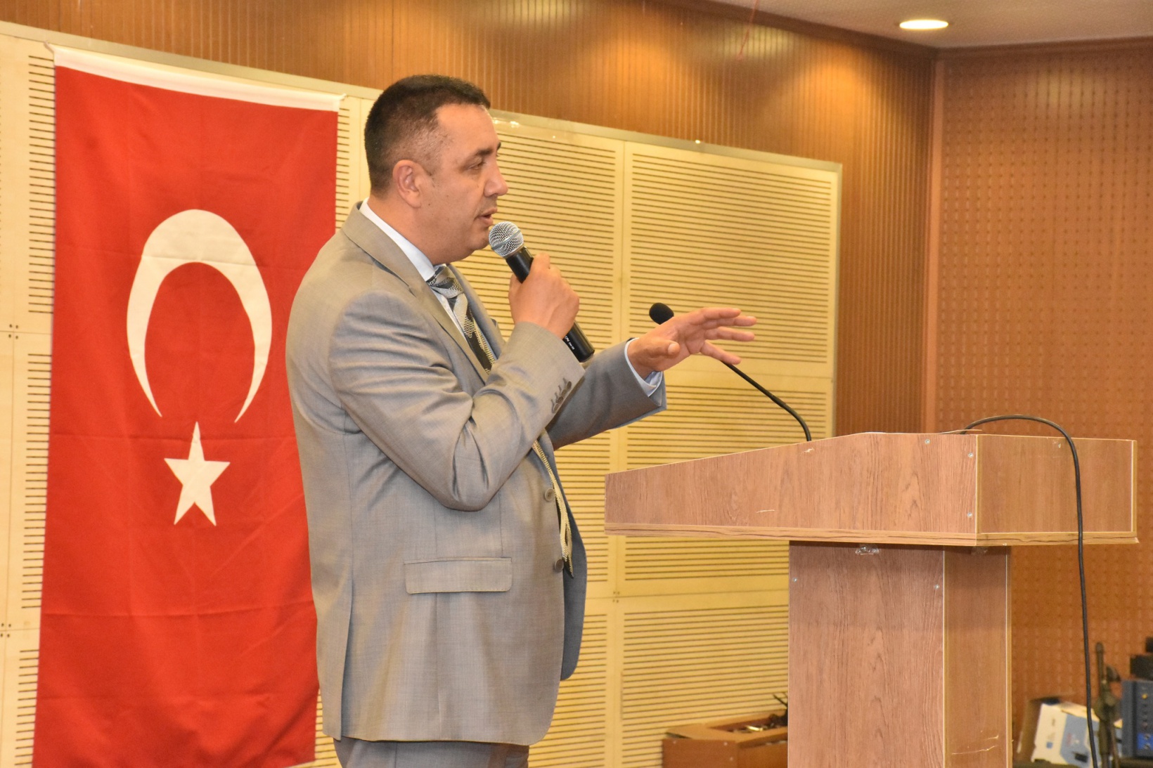 Başer: Esnafımızın içi rahat olsun 1