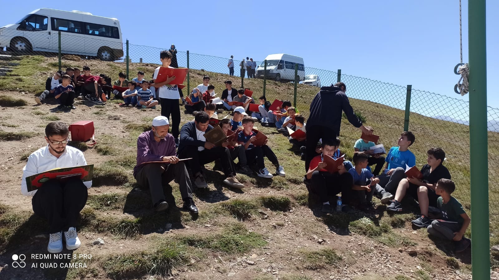 Kur'an Kursu öğrencileri Kabaktepe Şehitliğinde 7
