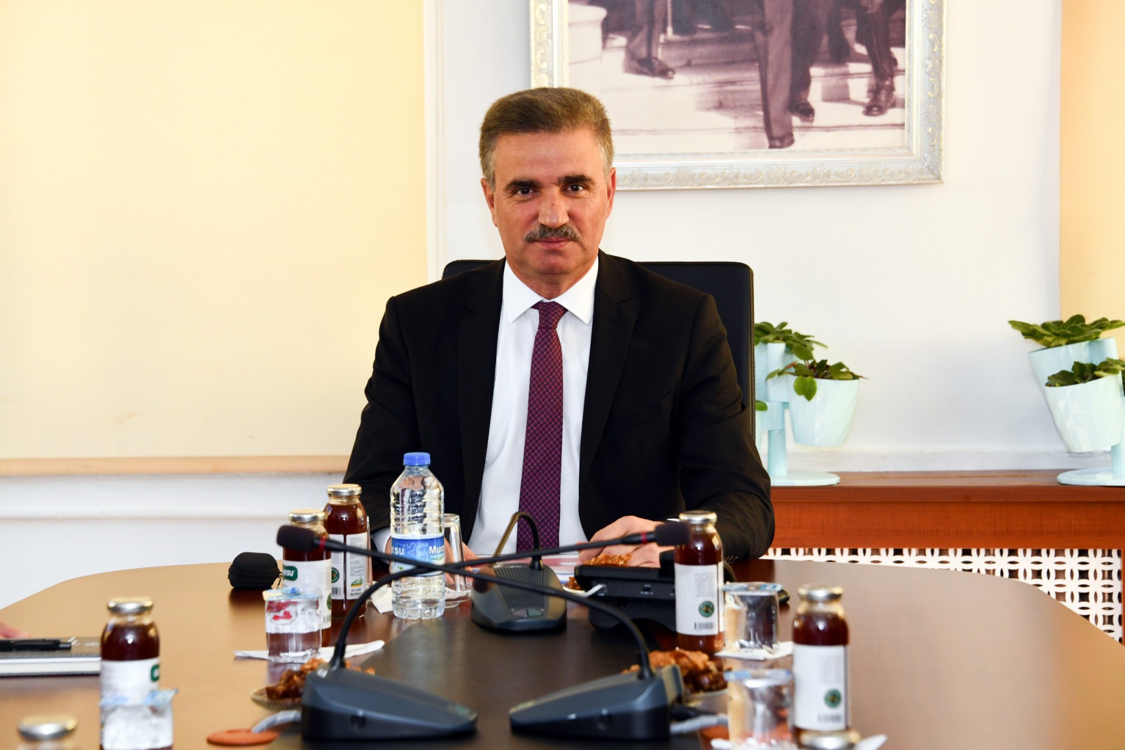 Vali Baruş, Milli Eğitim ve Sağlık Müdürlüğünden brifing aldı 1