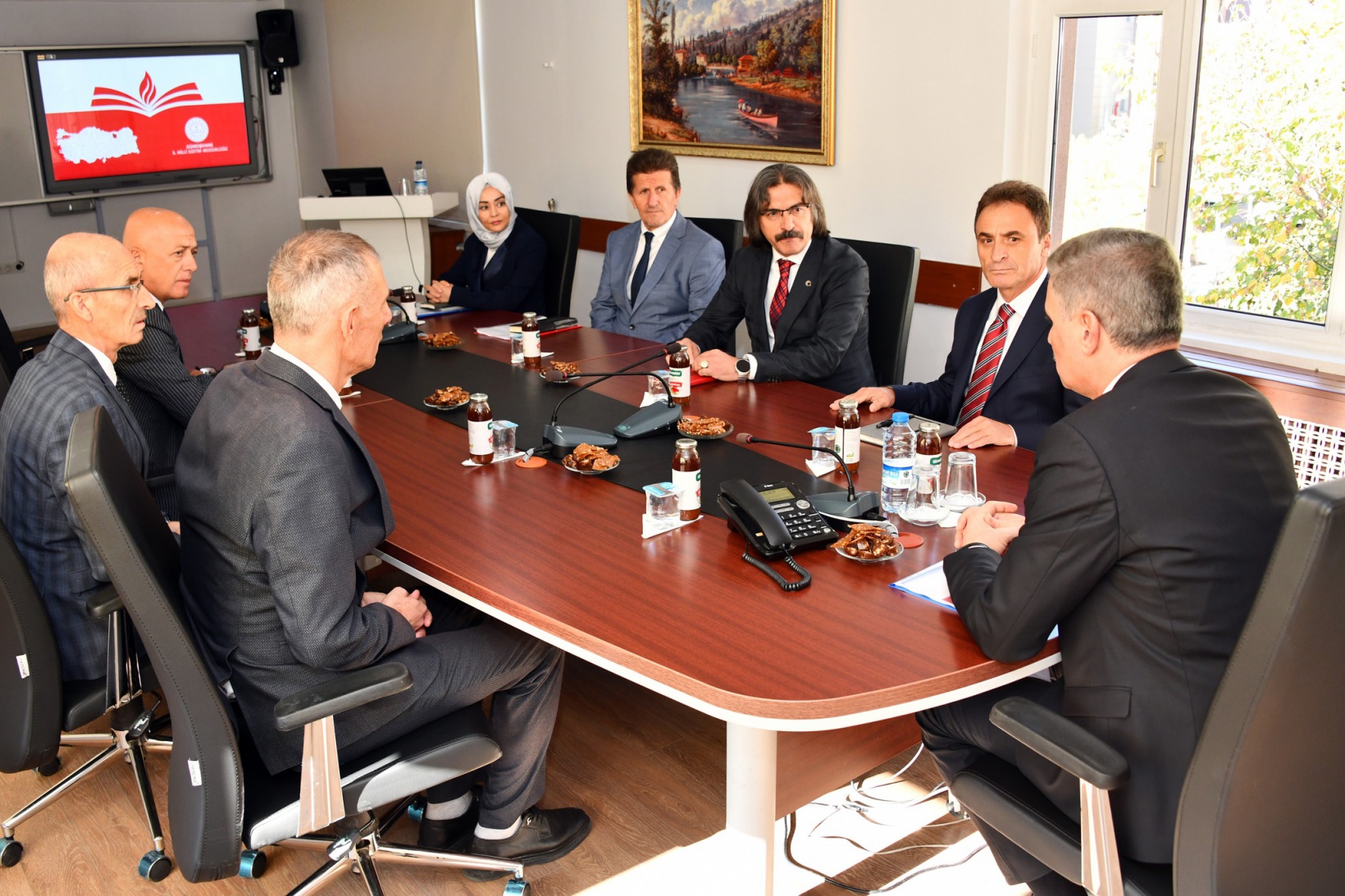 Vali Baruş, Milli Eğitim ve Sağlık Müdürlüğünden brifing aldı 6